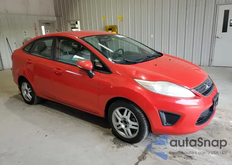 2013 Ford Fiesta Se из США, поврежденный, VIN 3FADP4BJ9DM175365